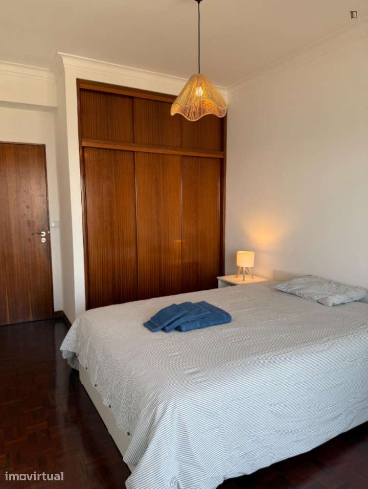 Quarto - localizado em Almada Lisbon - Grande imagem: 2/24