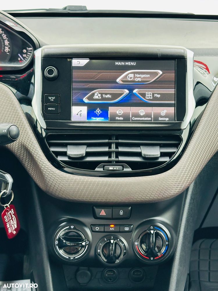 Peugeot 2008 e-HDi FAP 92 STOP & START Active - 23