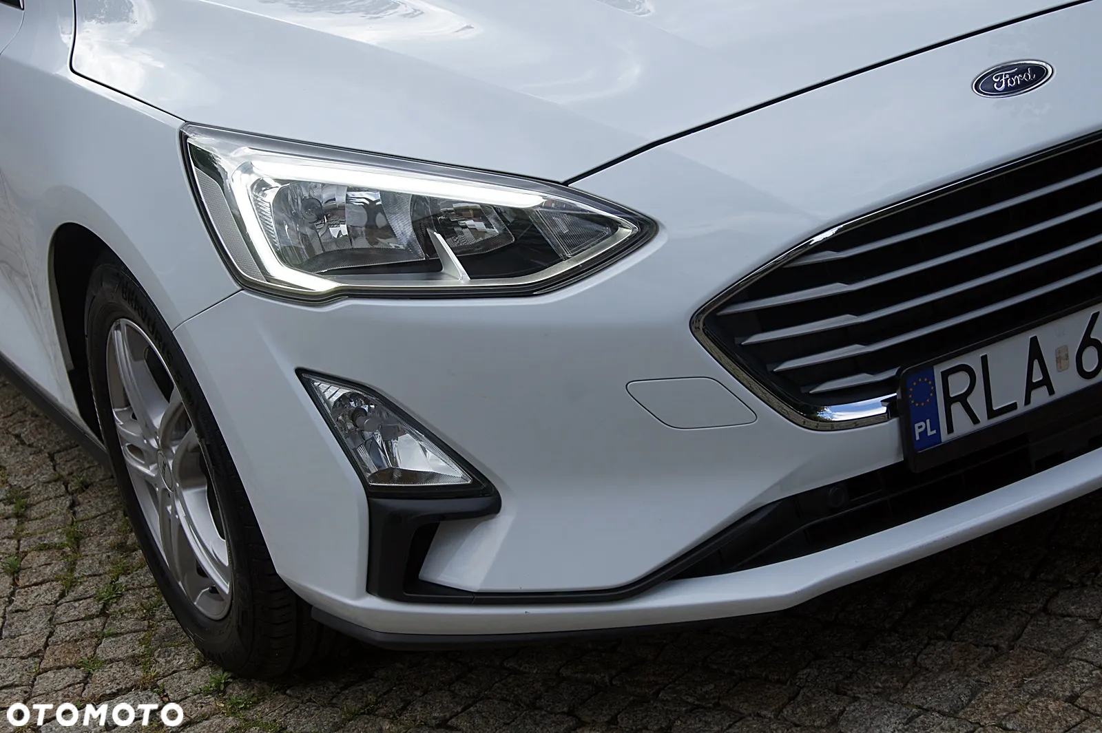 Ford Focus Turnier 1.5 EcoBlue Start-Stopp-System COOL&CONNECT - 16