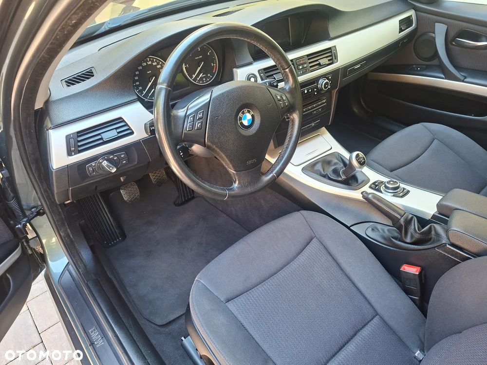 BMW Seria 3 320d DPF - 15