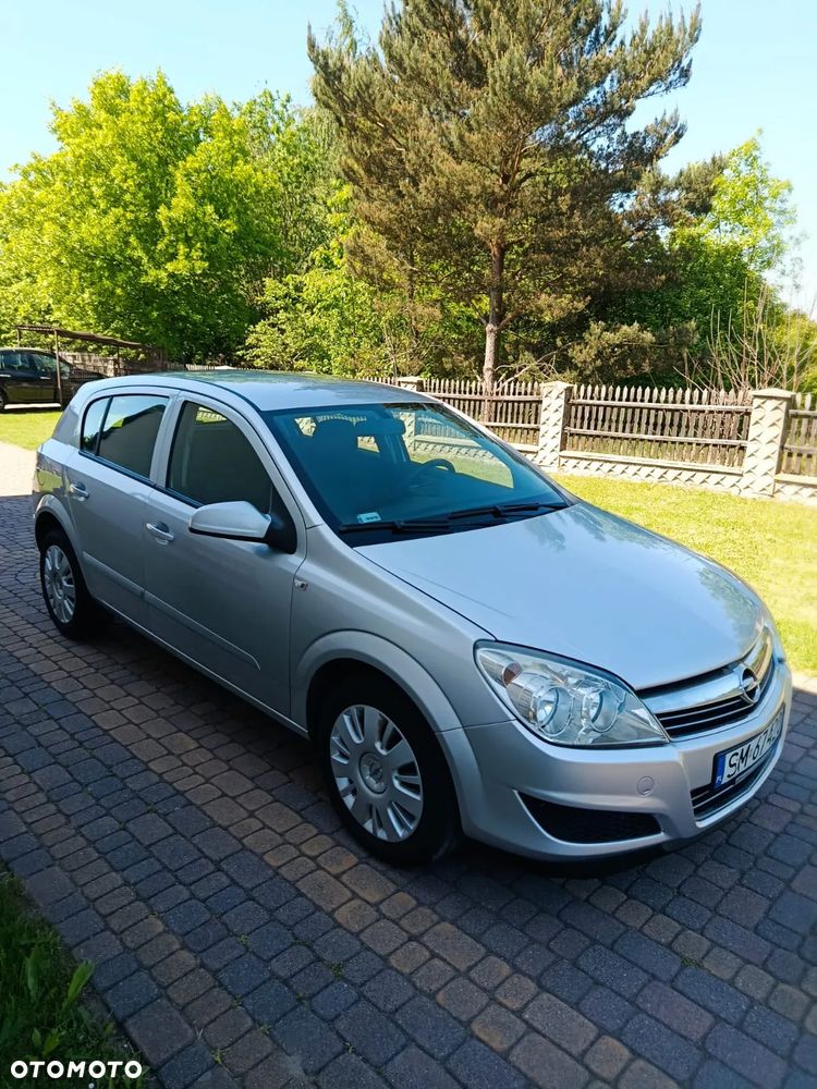 Opel Astra - 1