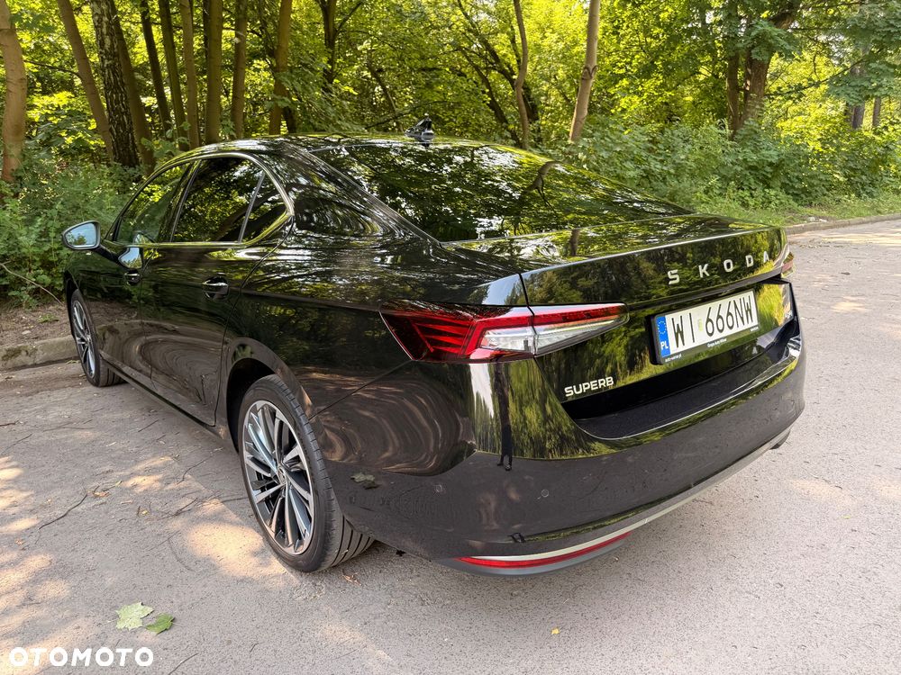 Skoda Superb 2.0 TDI SCR 4x4 L&K DSG - 9