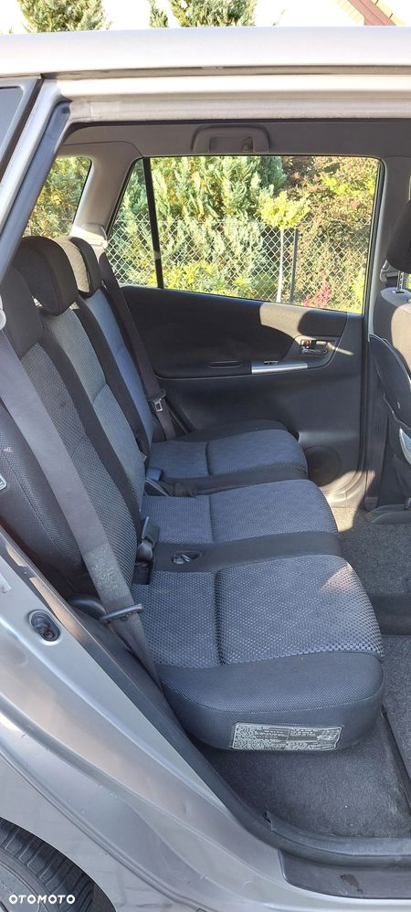 Toyota Corolla Verso 1.6 Terra - 8