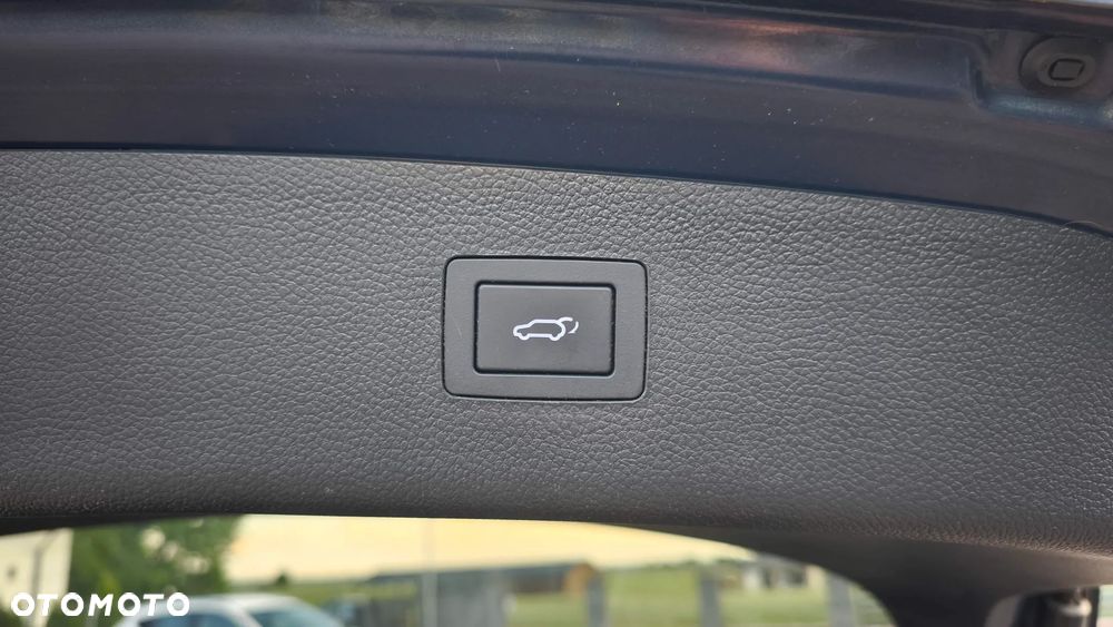 Hyundai i40 Kombi 2.0 Automatik Premium - 19