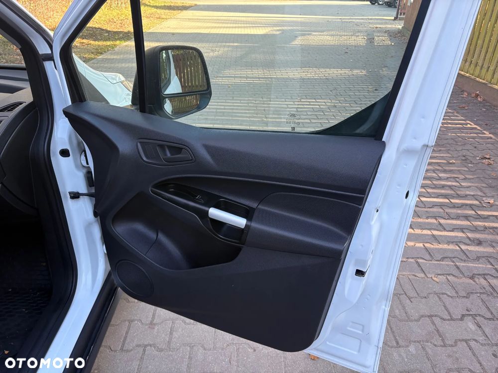 Ford Transit Connect - 18