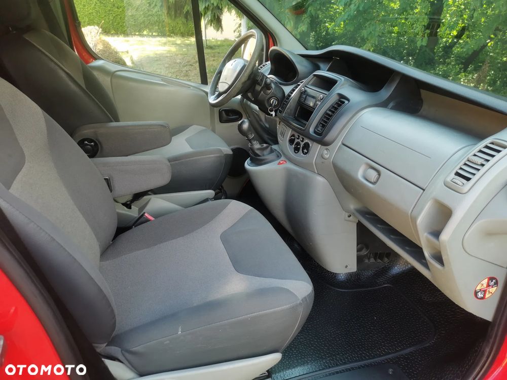 Renault Trafic - 11