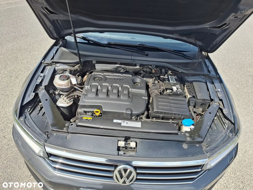 Volkswagen Passat 2.0 TDI BMT Highline DSG7 - 30