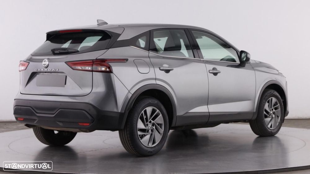 Nissan Qashqai 1.3 DIG-T N-Connecta Xtronic - 4