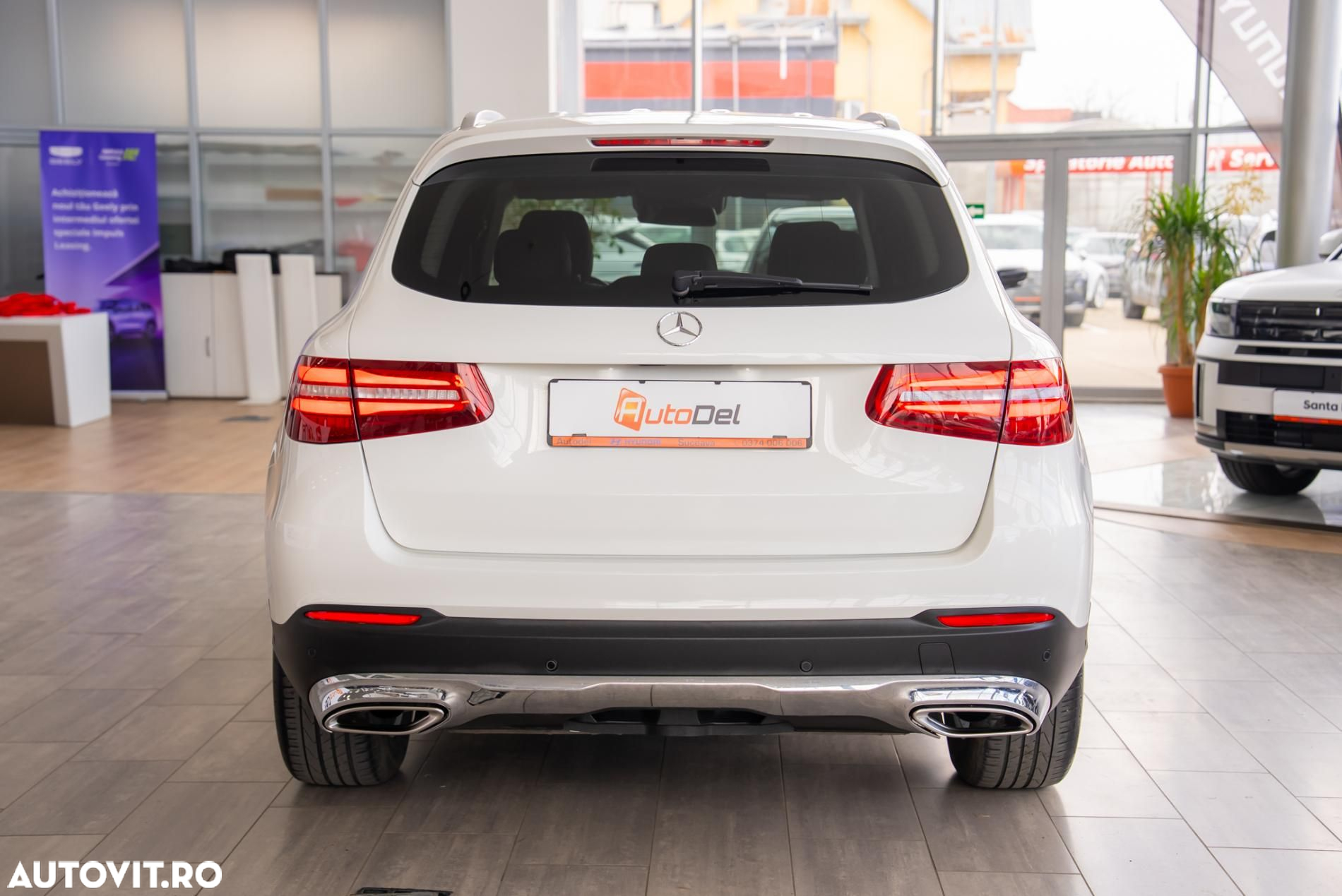 Mercedes-Benz GLC 250 4Matic 9G-TRONIC Exclusive - 12