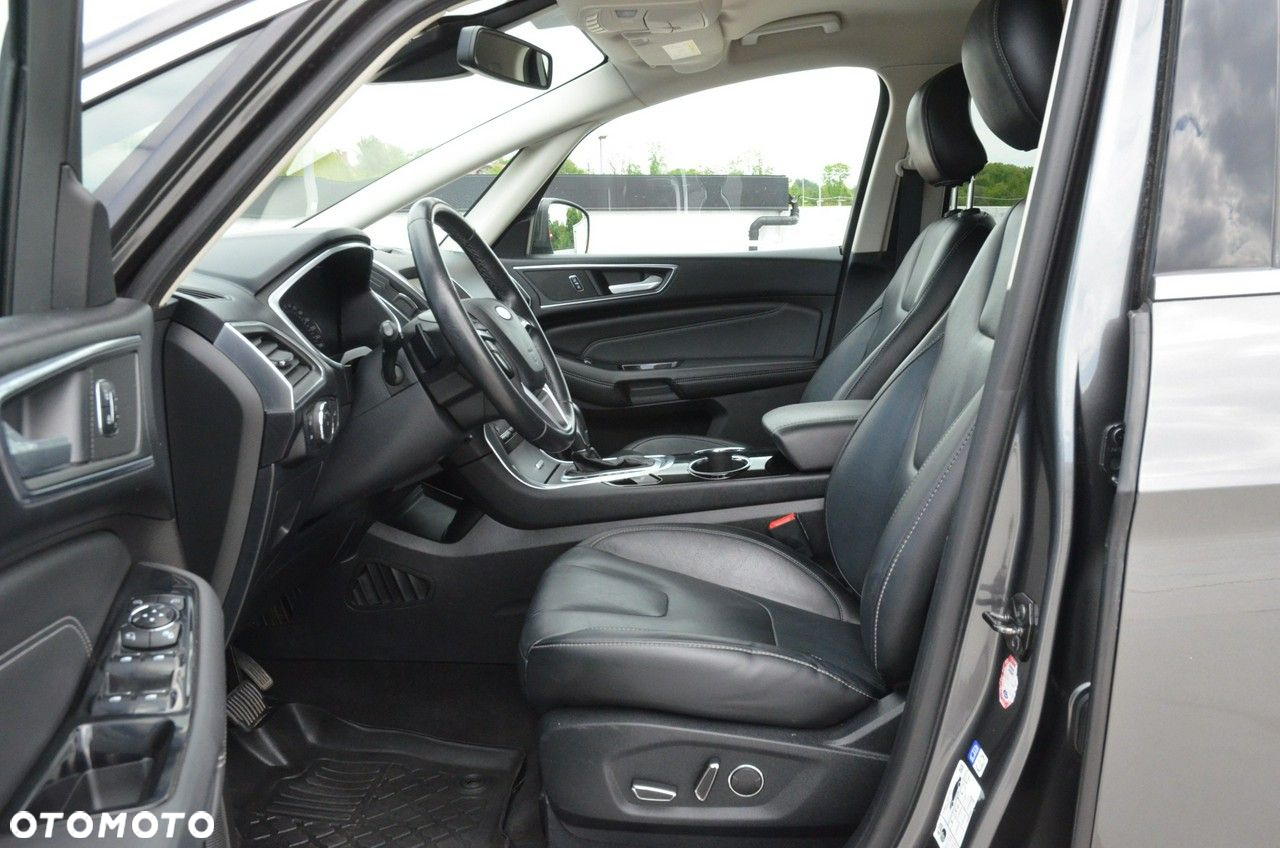 Ford S-Max 2.0 TDCi 4WD Titanium PowerShift - 29