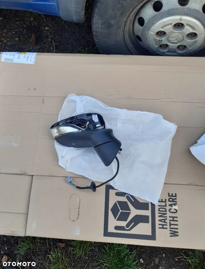 Lusterko prawe Ford Fiesta MK-7 Lift C1BB-17682-GD 2104874 10 PIN - 1