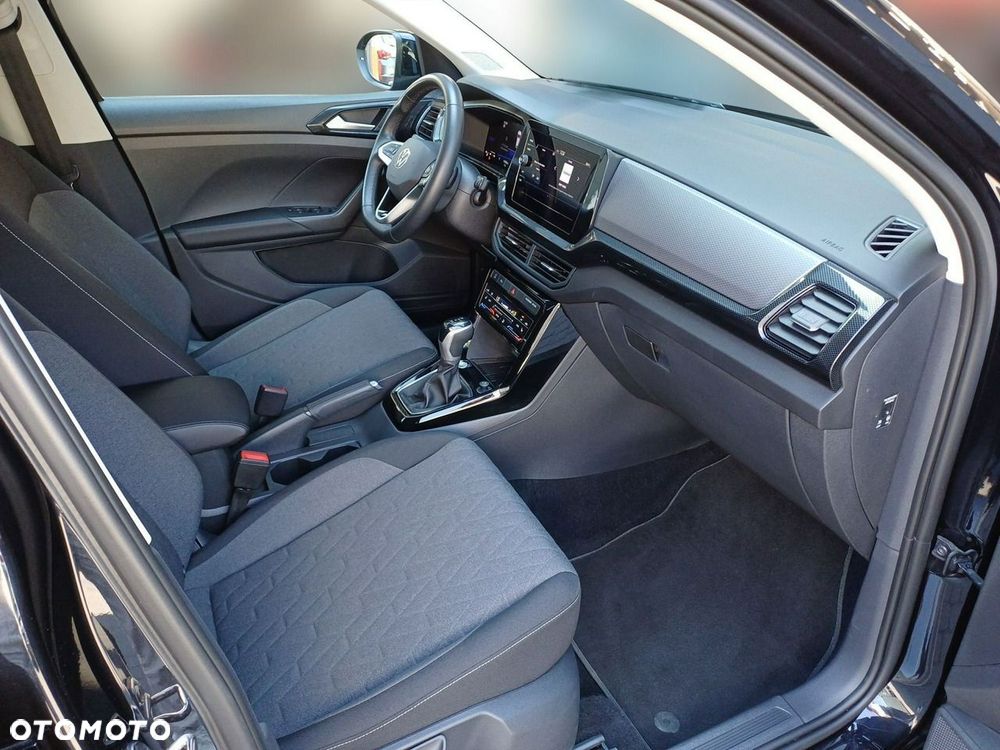 Volkswagen T-Cross - 13