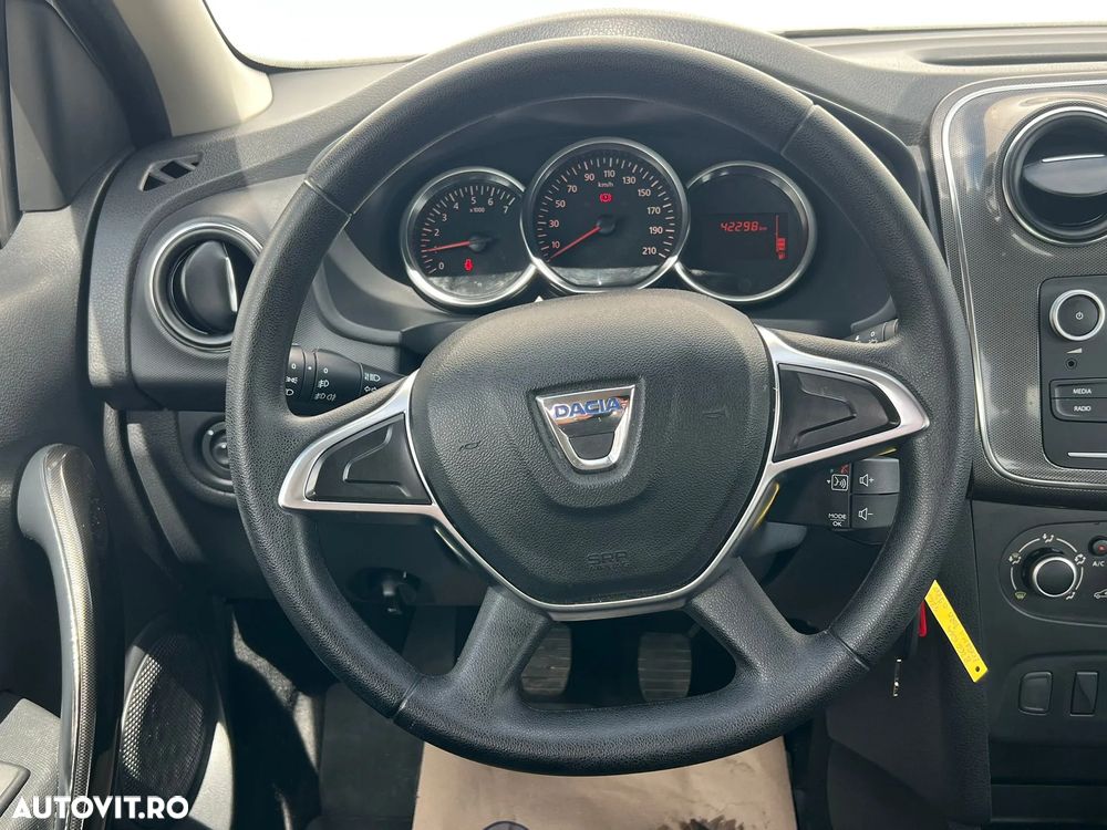 Dacia Logan 0.9 TCe Laureate - 19