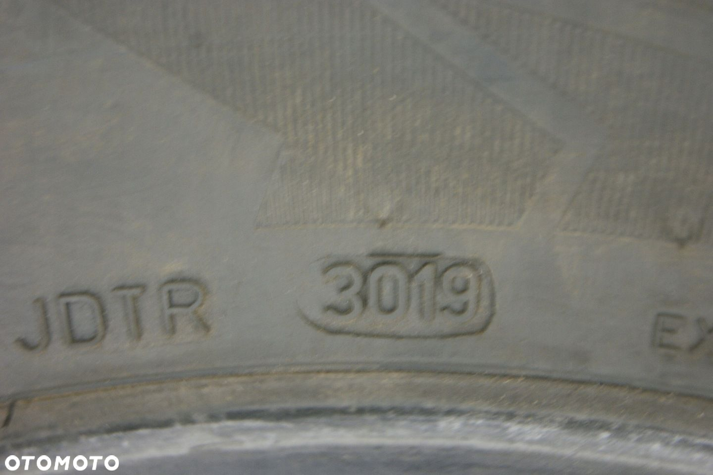 215/55R17 98V Goodyear UltraGrip 8 Perf. 61903 - 4