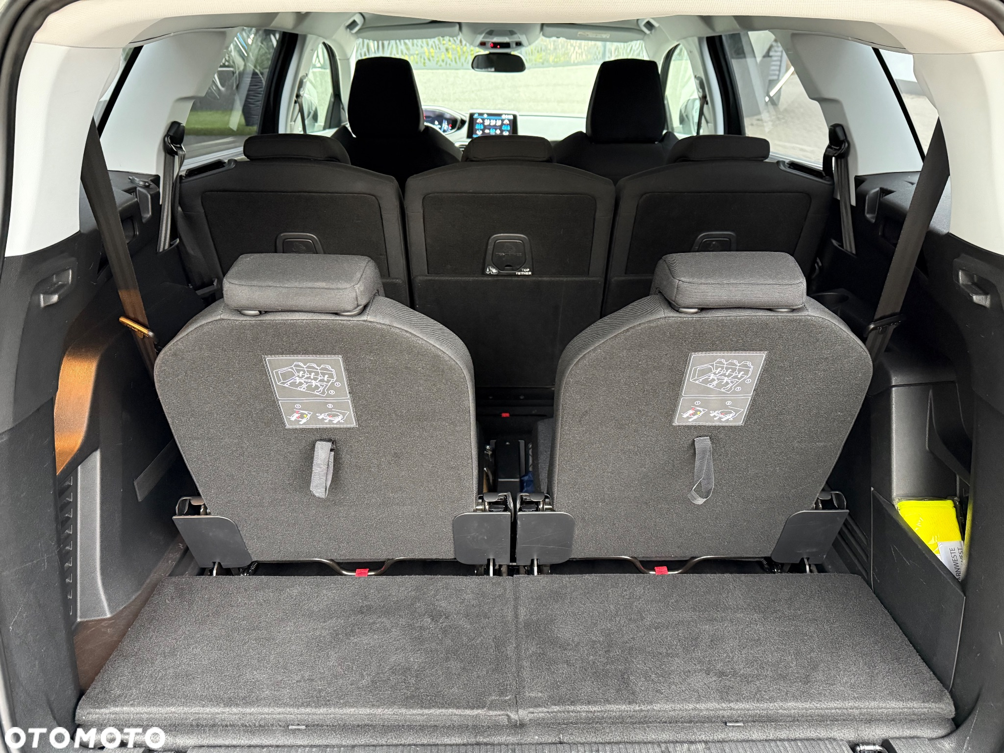 Peugeot 5008 - 30
