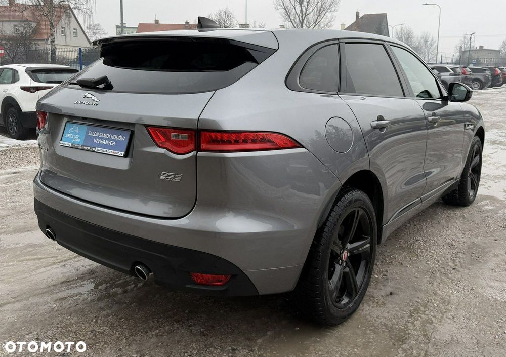 Jaguar F-Pace 25d AWD R-Sport - 5