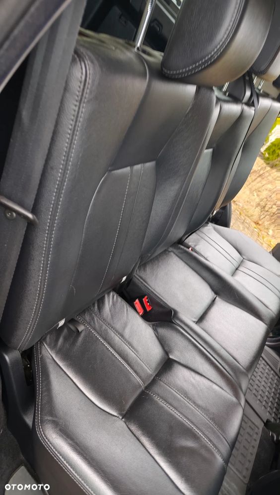 Land Rover Discovery 3.0SD V6 HSE - 12