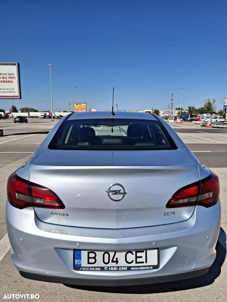 Opel Astra 1.6 CDTI ECOTEC Dynamic - 7