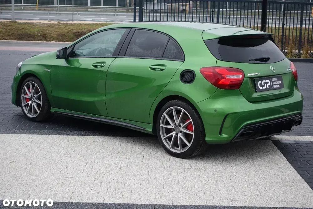 Mercedes-Benz Klasa A AMG 45 4Matic AMG Speedshift 7G-DCT PETRONAS 2015 World Champion Edition - 7