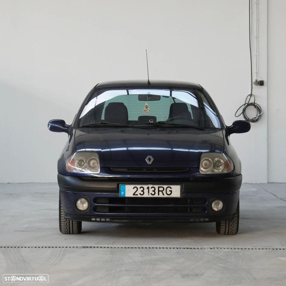 Renault Clio - 2