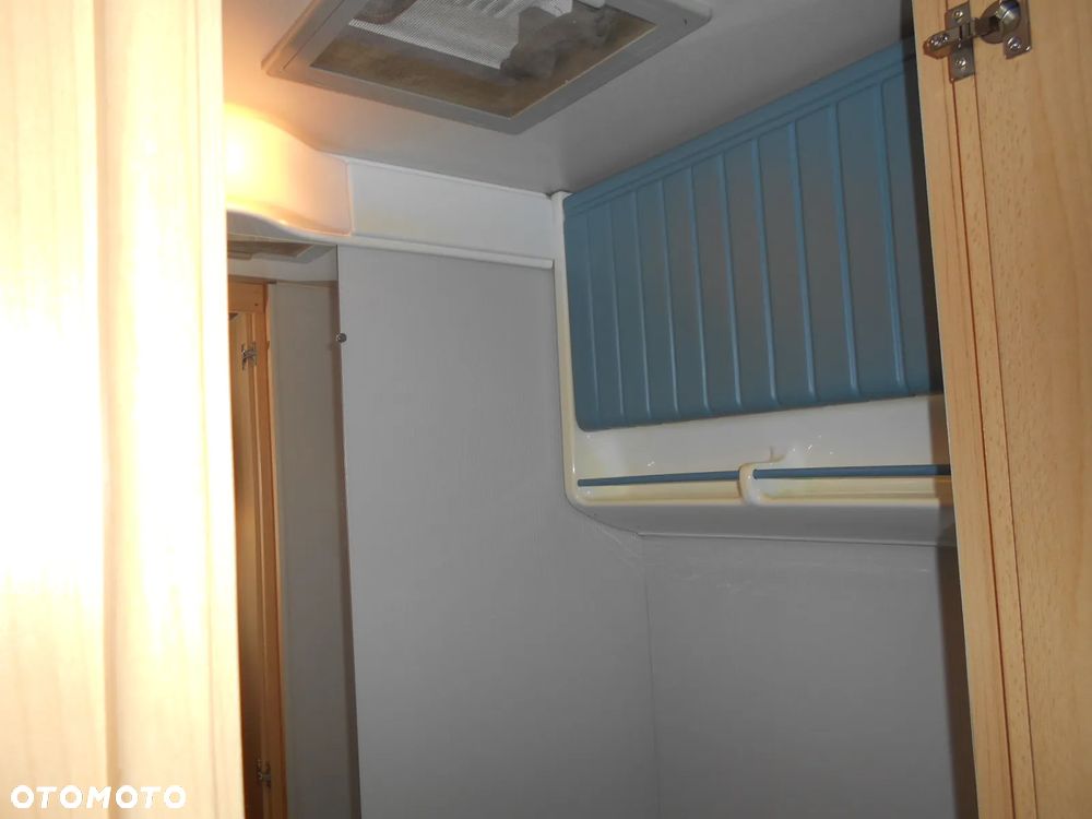 KNAUS EIFELLAND HOLIDAY 460 - 11