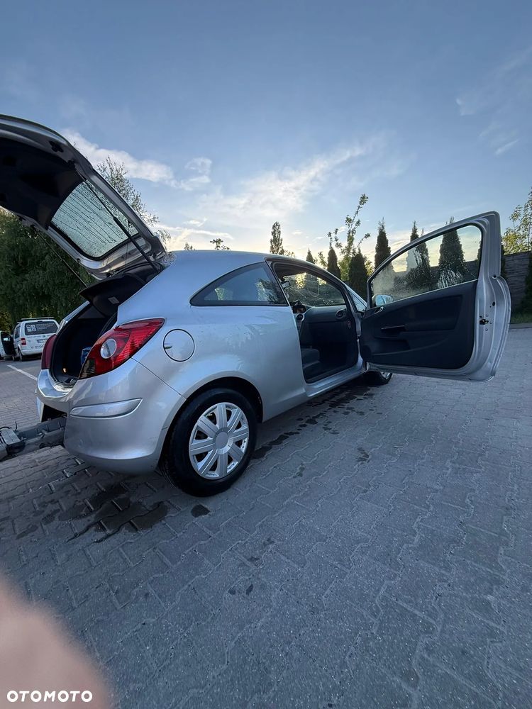 Opel Corsa - 7