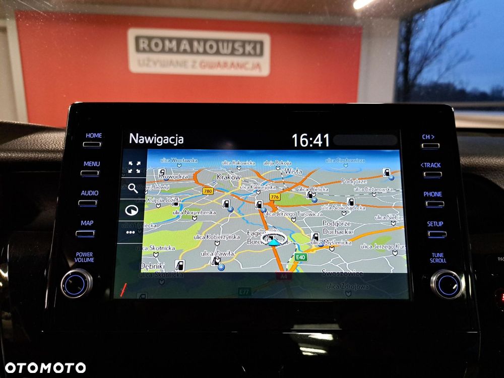 Toyota Camry 2.5 Hybrid Executive CVT - 24