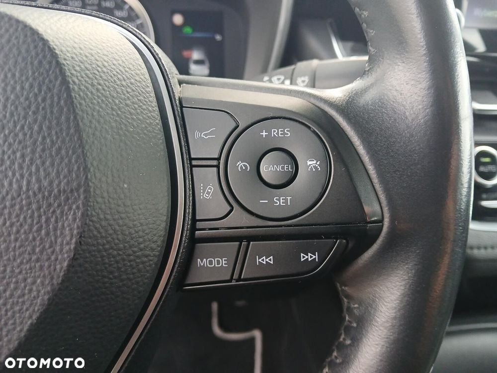 Toyota Corolla 1.8 Hybrid Comfort - 29