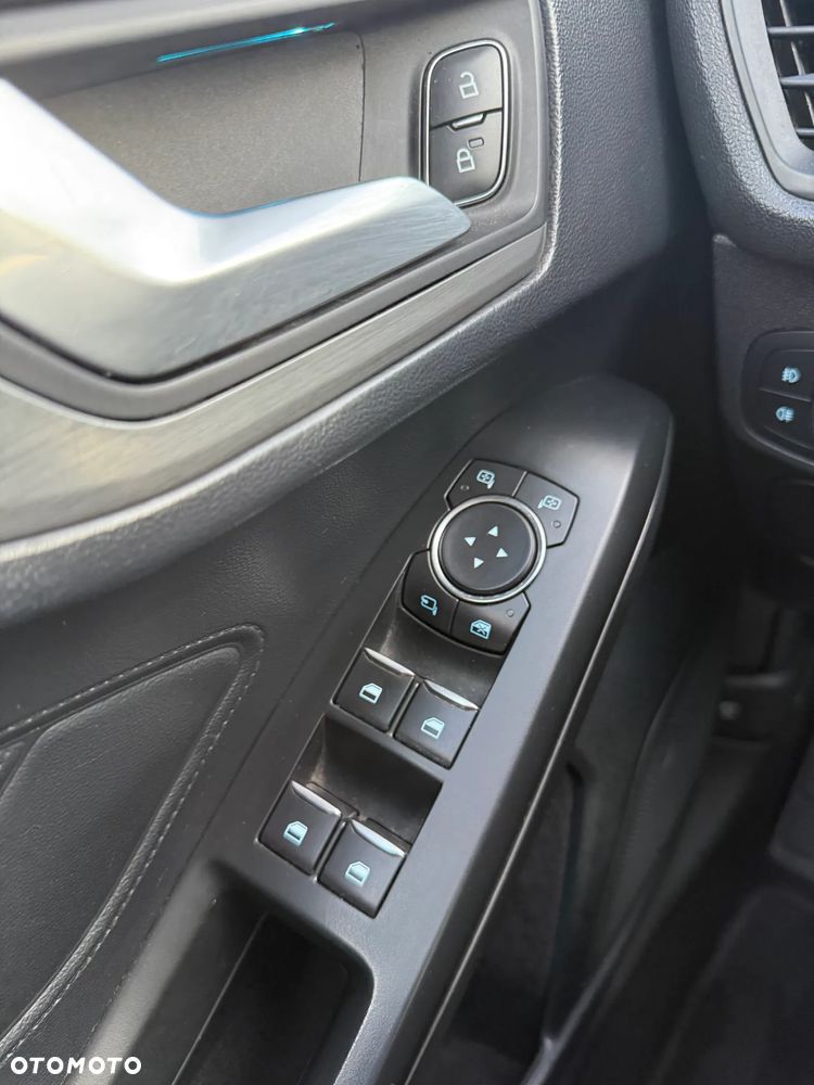 Ford Focus - 16