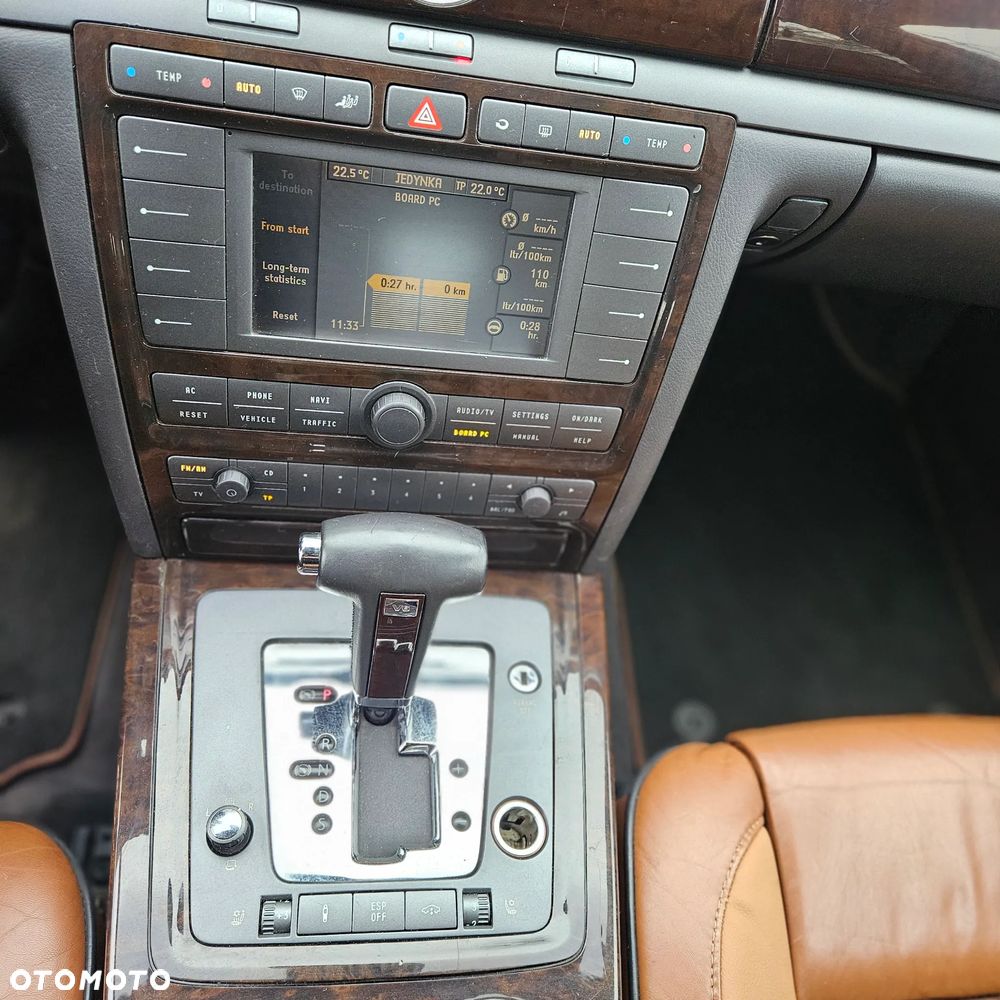 Volkswagen Phaeton - 29