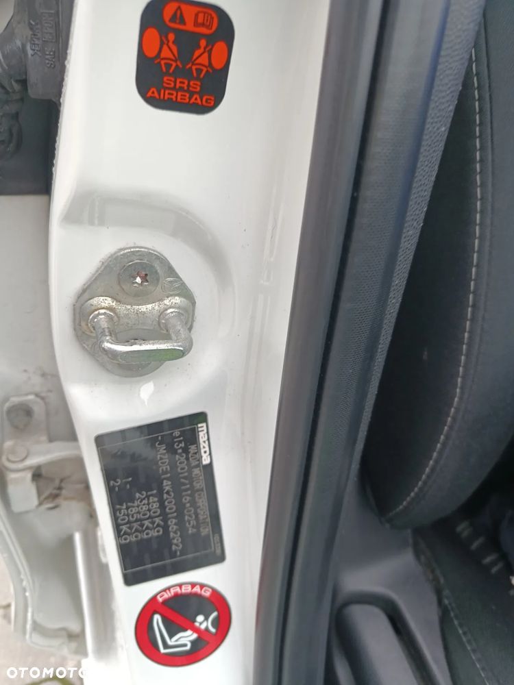 Mazda 2 1.3 Impuls - 12