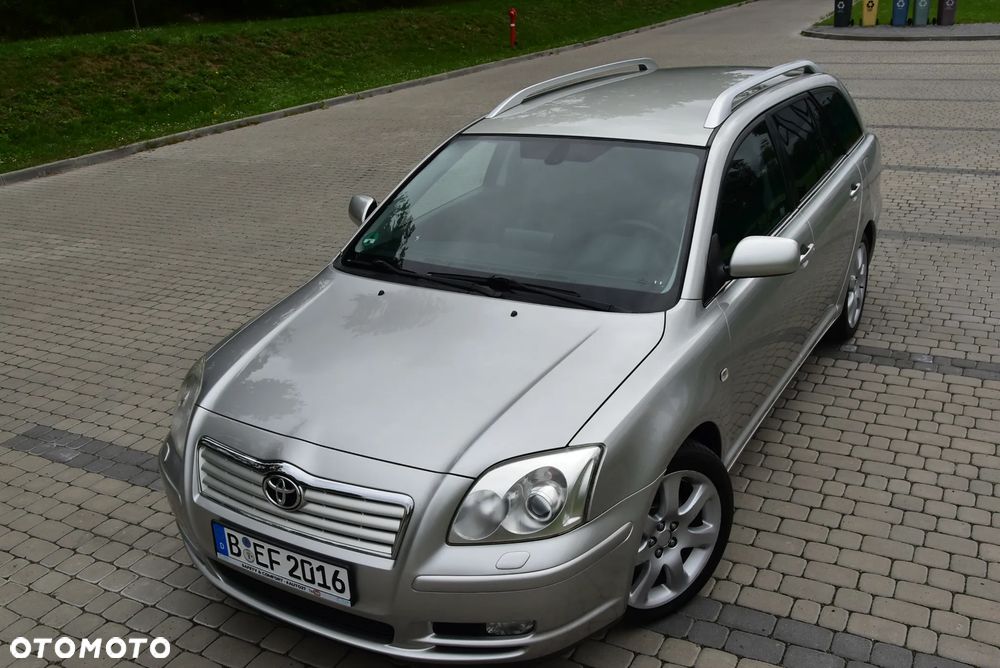 Toyota Avensis 2.0 VVT-i Automatik Executive - 41