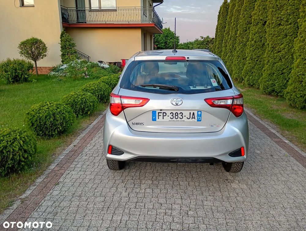 Toyota Yaris - 11