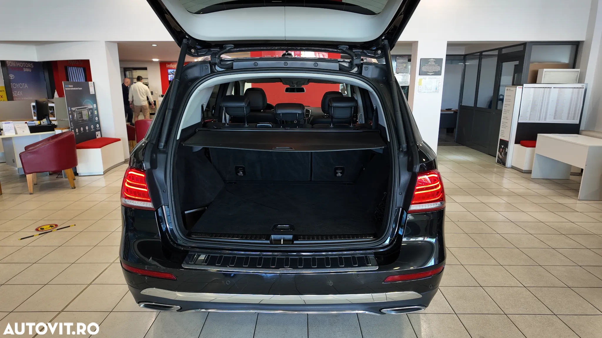 Mercedes-Benz GLE 350 d 4Matic 9G-TRONIC - 39