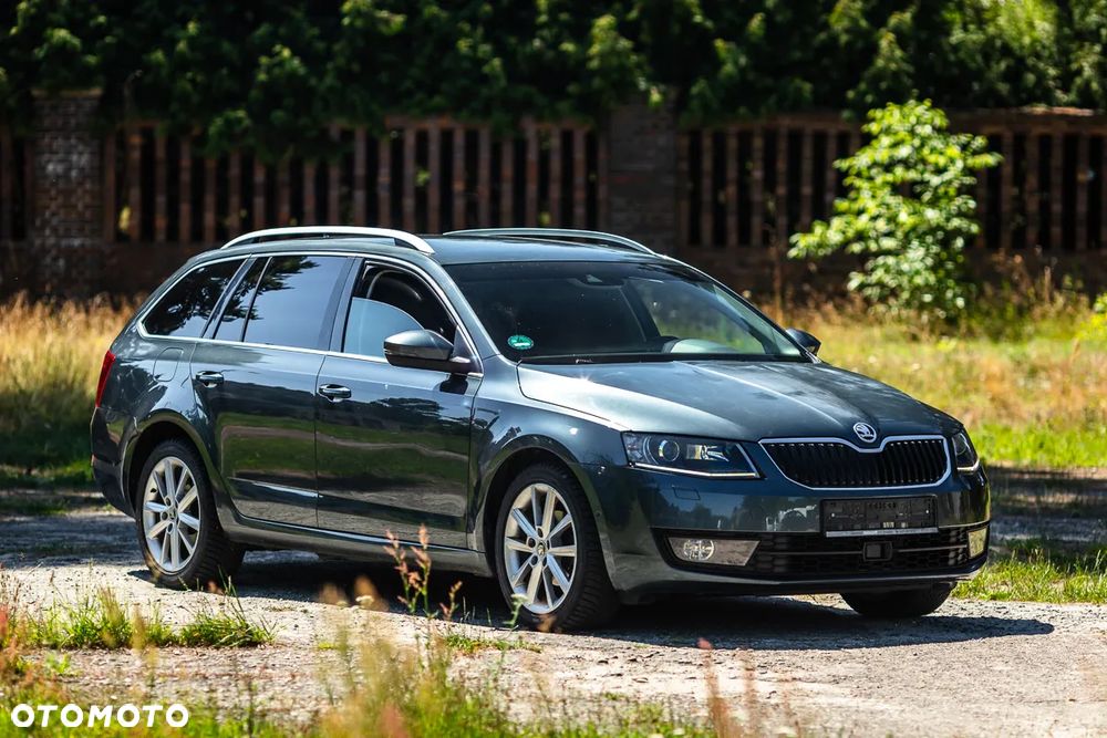 Skoda Octavia 1.6 TDI (Green tec) DSG Ambition - 3