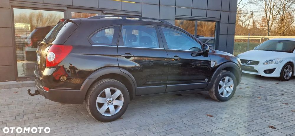 Chevrolet Captiva 2.4 2WD 7 Sitzer LS Family Edition - 12