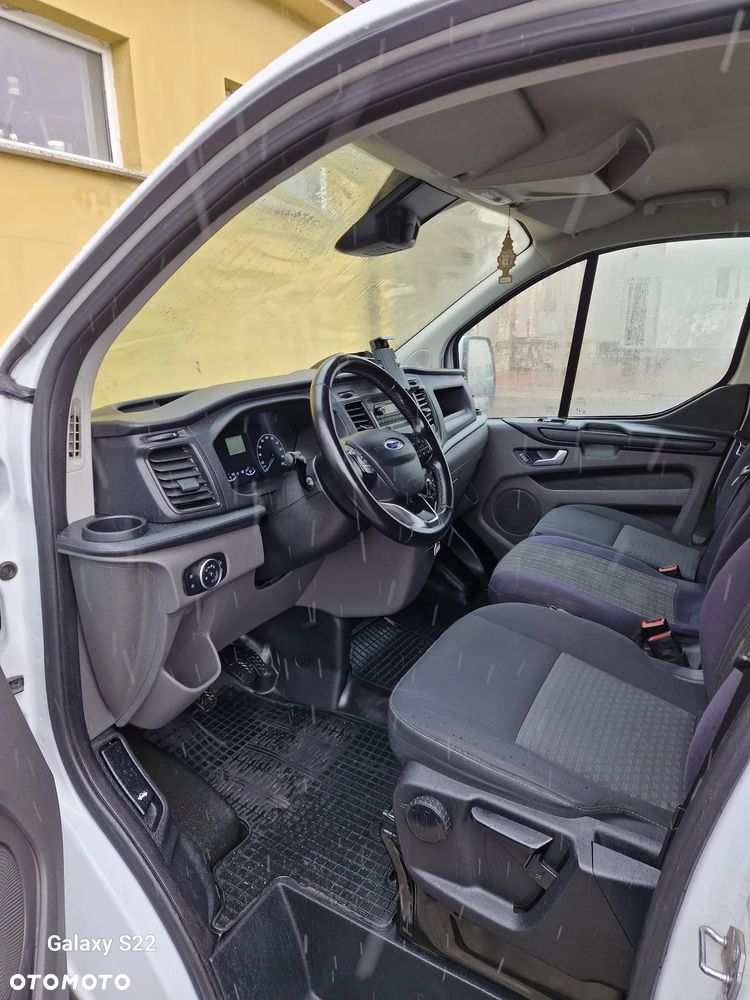Ford TRANSIT CUSTOM - 4