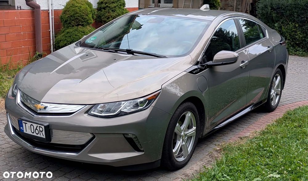 Chevrolet Volt - 2