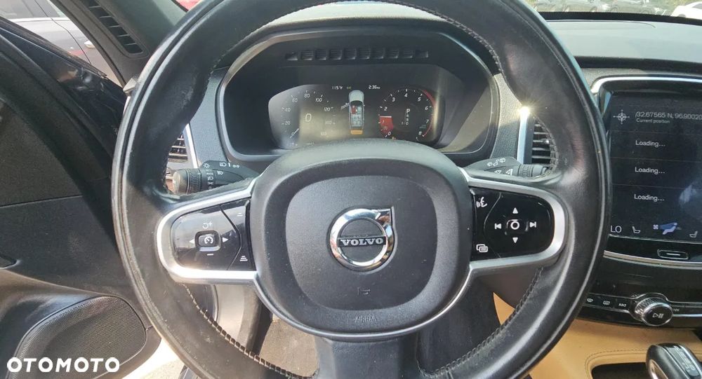 Volvo XC 90 - 22
