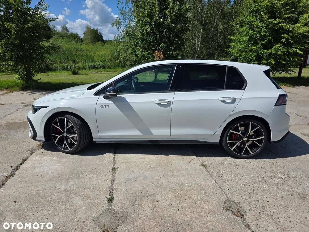 Volkswagen Golf - 3