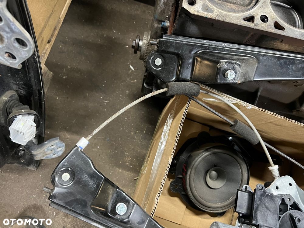 Podnośnik szyby lewy przód ssangyong actyon sport 2013r - 4