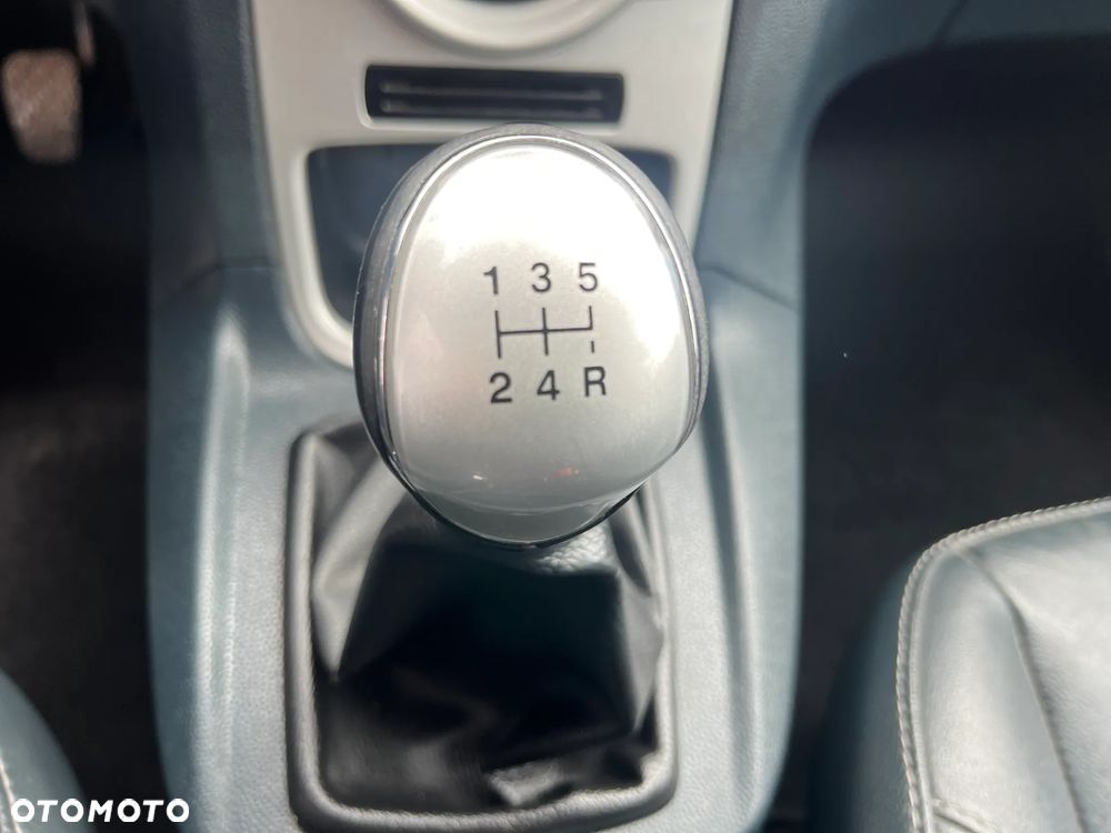 Ford Fiesta 1.6 TDCi Titanium X - 34