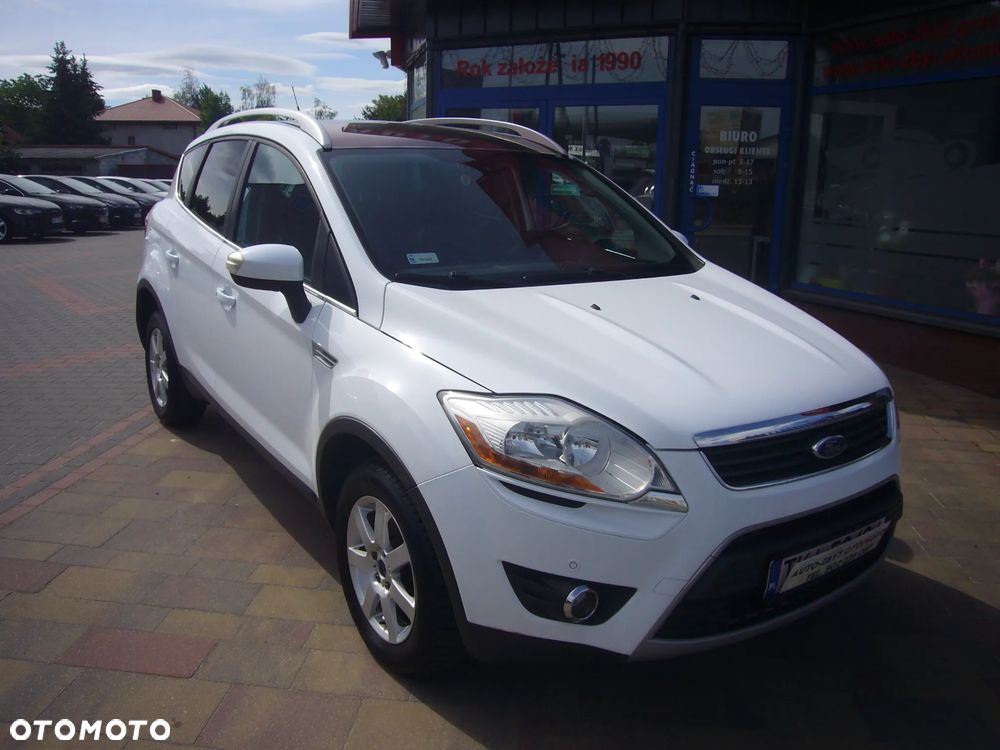 Ford Kuga 2.0 TDCi 2x4 Titanium - 4
