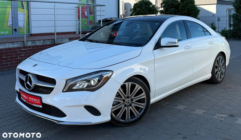 Mercedes-Benz CLA 250 7G-DCT Peak Edition - 32