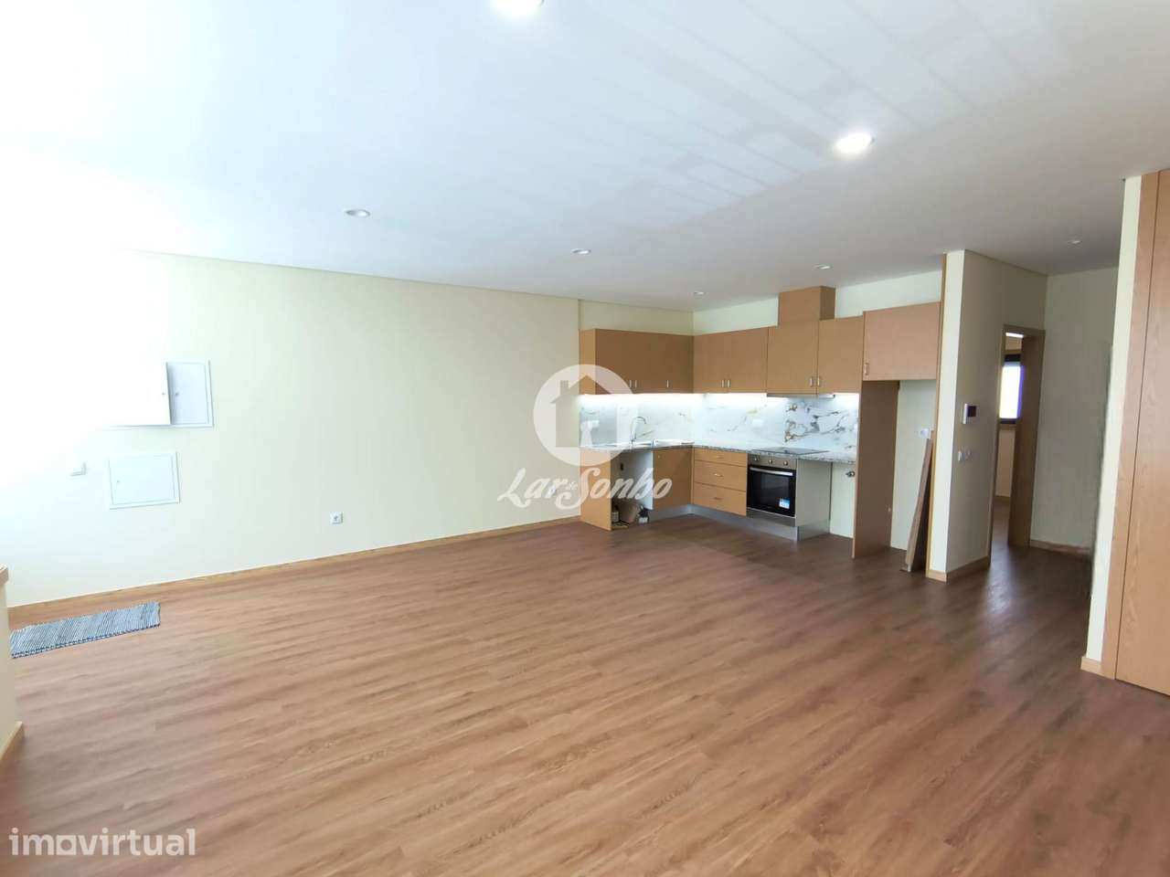 Excelente Apartamento T2 Como Novo na Póvoa de Varzim - Grande imagem: 2/18