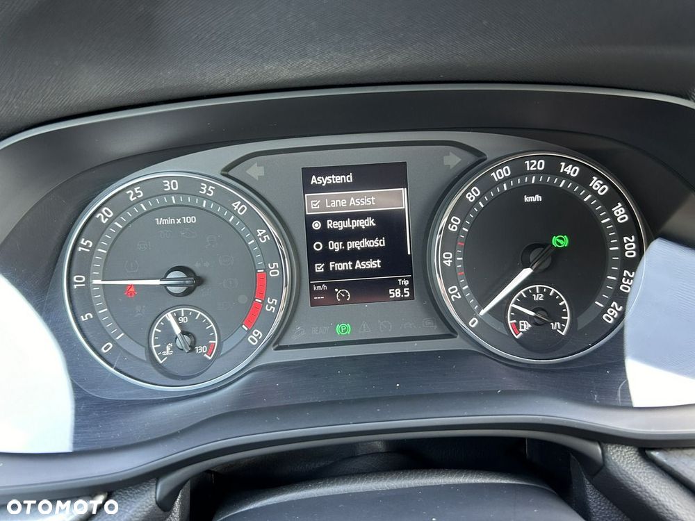 Skoda Octavia 2.0 TDI DSG Ambition - 25