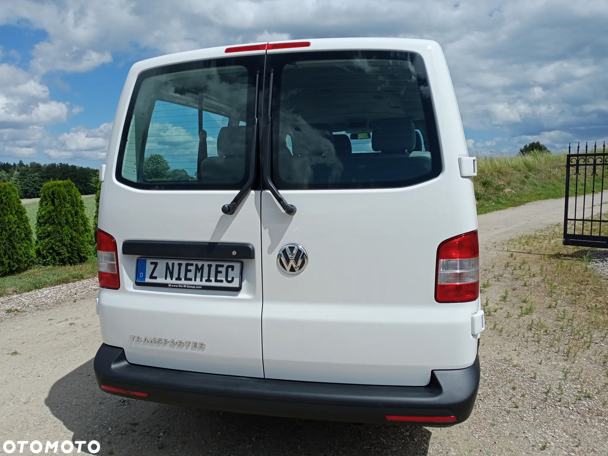 Volkswagen T5 LIFT T6 9 osobowy 2015 .rok 2.0 140 KM Long  6 bieg. serwis do końca doinwestowany klima  tempomat  vebasto isofix - 27
