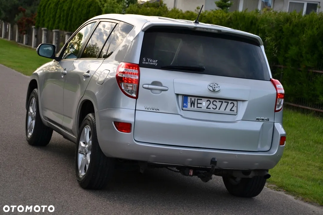 Toyota RAV4 2.2 D-4D 4x4 Executive - 16