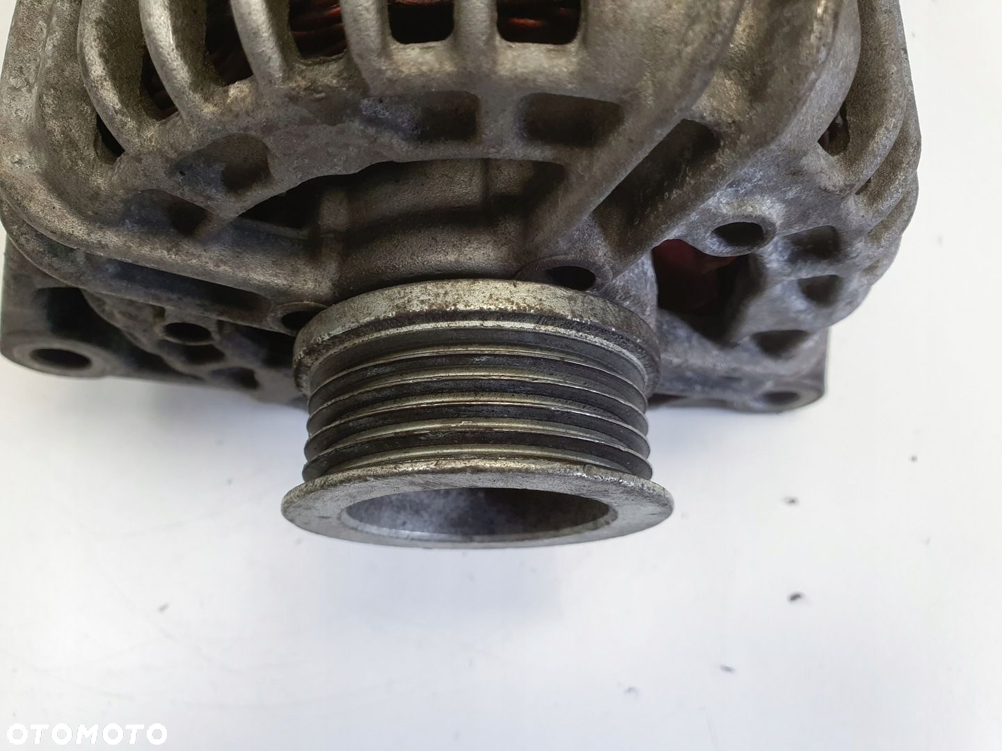 Opel Corsa D 1.4 16V ALTERNATOR BOSCH - 4