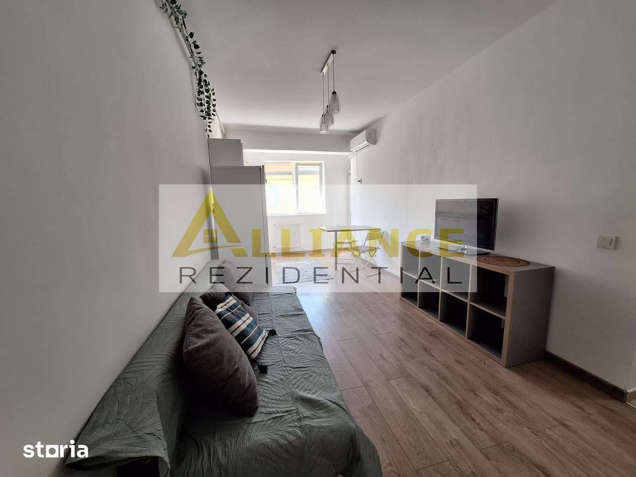 APARTAMENT 2 CAMERE TIP STUDIO DE VÂNZARE ÎN EXCLUSIVITATE — fotografia 2